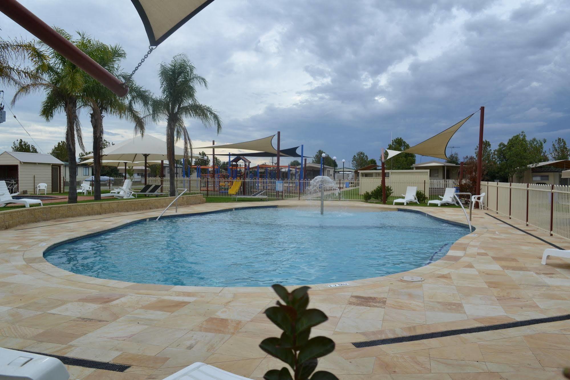Sun Country Lifestyle Park Hotell Mulwala Eksteriør bilde
